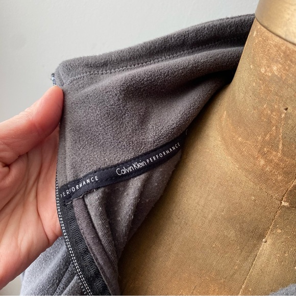 CALVIN KLEIN Ladies’ soft and shapely gray plush fleece quarter-zip pullover L - Picture 6 of 12